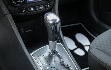 Hyundai Solaris II рестайлинг, 2013 год, 925 000 рублей, 3 фотография