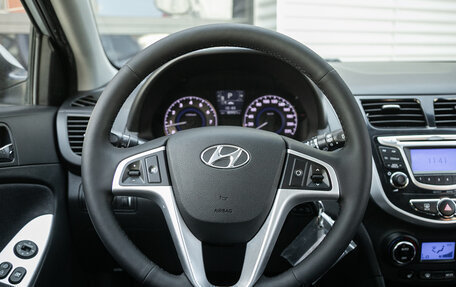 Hyundai Solaris II рестайлинг, 2013 год, 925 000 рублей, 7 фотография