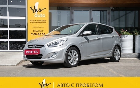 Hyundai Solaris II рестайлинг, 2013 год, 925 000 рублей, 16 фотография