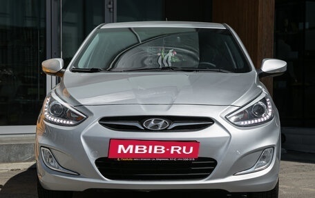 Hyundai Solaris II рестайлинг, 2013 год, 925 000 рублей, 19 фотография