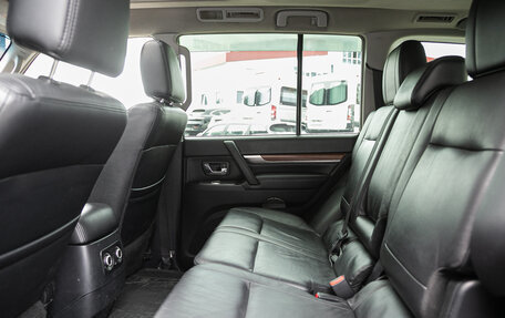 Mitsubishi Pajero IV, 2007 год, 1 773 000 рублей, 8 фотография