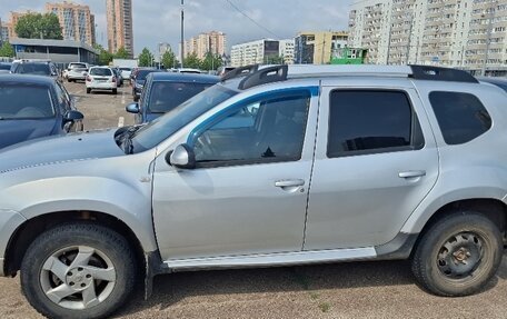Renault Duster I рестайлинг, 2017 год, 950 000 рублей, 2 фотография