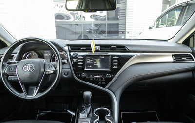 Toyota Camry, 2018 год, 2 398 000 рублей, 1 фотография