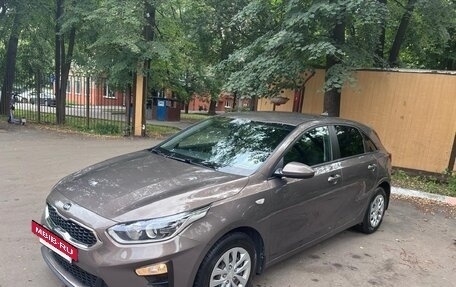 KIA cee'd III, 2018 год, 1 500 000 рублей, 2 фотография