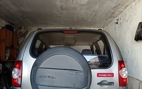 Chevrolet Niva I рестайлинг, 2012 год, 650 000 рублей, 1 фотография