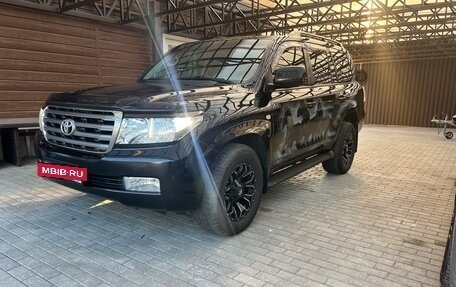 Toyota Land Cruiser 200, 2010 год, 2 500 000 рублей, 3 фотография