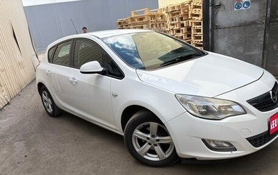 Opel Astra J, 2011 год, 590 000 рублей, 1 фотография