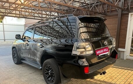 Toyota Land Cruiser 200, 2010 год, 2 500 000 рублей, 4 фотография