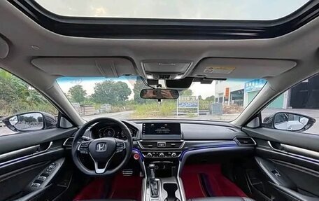 Honda Accord IX рестайлинг, 2022 год, 2 500 000 рублей, 15 фотография