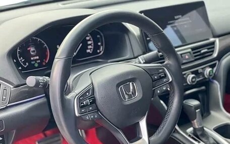 Honda Accord IX рестайлинг, 2022 год, 2 500 000 рублей, 13 фотография
