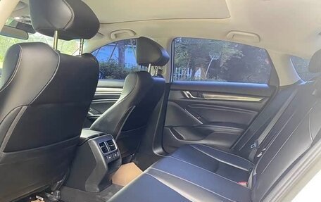 Honda Accord IX рестайлинг, 2022 год, 2 500 000 рублей, 12 фотография