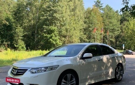 Honda Accord VIII рестайлинг, 2011 год, 1 675 000 рублей, 2 фотография