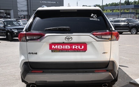Toyota RAV4, 2021 год, 3 098 000 рублей, 3 фотография