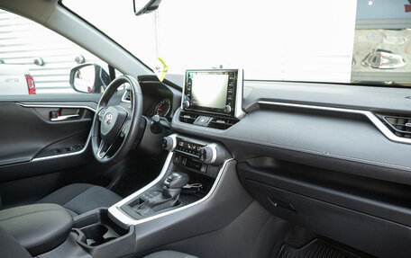 Toyota RAV4, 2021 год, 3 098 000 рублей, 7 фотография