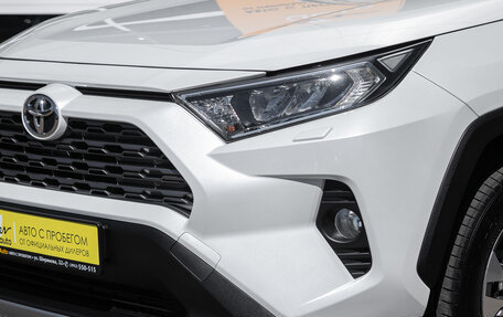Toyota RAV4, 2021 год, 3 098 000 рублей, 21 фотография