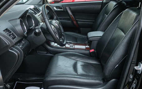Toyota Highlander III, 2011 год, 2 058 000 рублей, 14 фотография