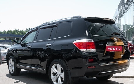 Toyota Highlander III, 2011 год, 2 058 000 рублей, 7 фотография