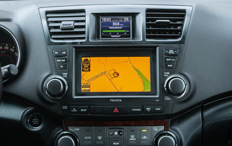 Toyota Highlander III, 2011 год, 2 058 000 рублей, 18 фотография