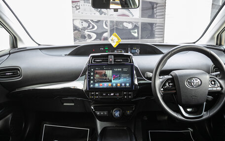 Toyota Prius IV XW50, 2020 год, 1 887 000 рублей, 18 фотография
