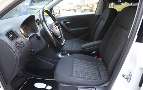 Volkswagen Polo VI (EU Market), 2017 год, 1 080 000 рублей, 16 фотография