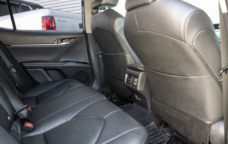 Toyota Camry, 2018 год, 2 398 000 рублей, 23 фотография