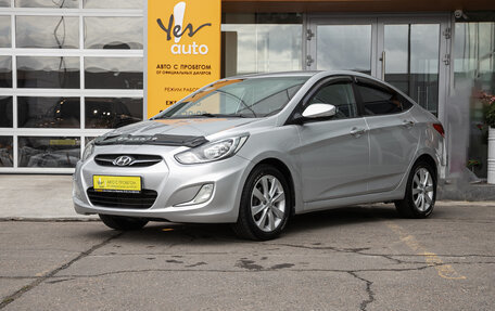 Hyundai Solaris II рестайлинг, 2011 год, 725 000 рублей, 5 фотография