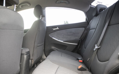 Hyundai Solaris II рестайлинг, 2011 год, 725 000 рублей, 12 фотография