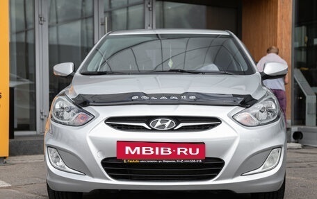 Hyundai Solaris II рестайлинг, 2011 год, 725 000 рублей, 2 фотография