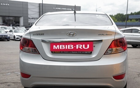 Hyundai Solaris II рестайлинг, 2011 год, 725 000 рублей, 21 фотография
