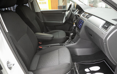 Skoda Rapid I, 2017 год, 1 055 000 рублей, 13 фотография
