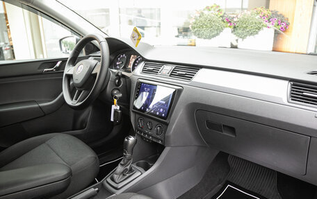 Skoda Rapid I, 2017 год, 1 055 000 рублей, 14 фотография