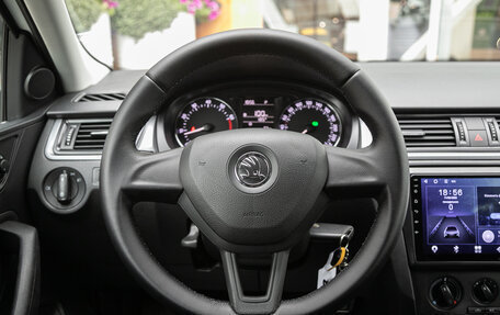 Skoda Rapid I, 2017 год, 1 055 000 рублей, 18 фотография