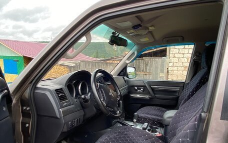 Mitsubishi Pajero IV, 2012 год, 2 000 000 рублей, 4 фотография