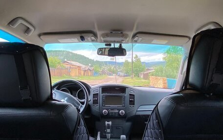 Mitsubishi Pajero IV, 2012 год, 2 000 000 рублей, 6 фотография