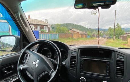 Mitsubishi Pajero IV, 2012 год, 2 000 000 рублей, 5 фотография