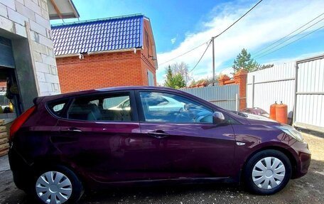 Hyundai Solaris II рестайлинг, 2012 год, 500 000 рублей, 4 фотография