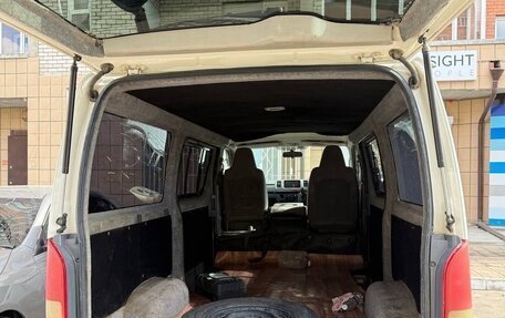 Toyota HiAce H200, 2006 год, 1 650 000 рублей, 7 фотография