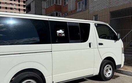 Toyota HiAce H200, 2006 год, 1 650 000 рублей, 6 фотография