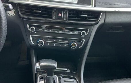 KIA Optima IV, 2018 год, 1 340 000 рублей, 17 фотография