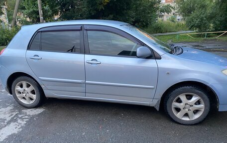Toyota Corolla, 2004 год, 570 000 рублей, 4 фотография