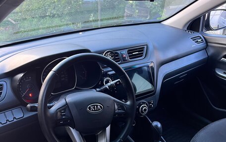 KIA Rio III рестайлинг, 2011 год, 750 000 рублей, 30 фотография