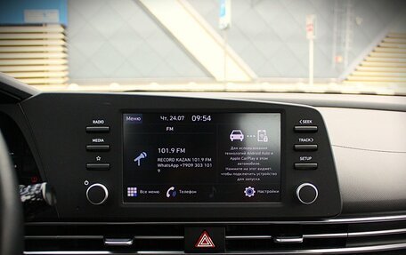 Hyundai Elantra, 2021 год, 2 048 000 рублей, 7 фотография