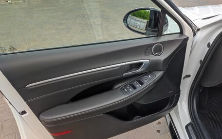 Hyundai Sonata VIII, 2022 год, 3 180 000 рублей, 10 фотография