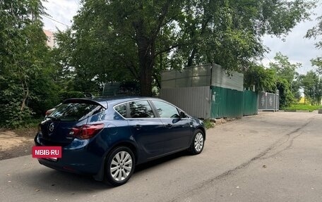Opel Astra J, 2012 год, 770 000 рублей, 5 фотография