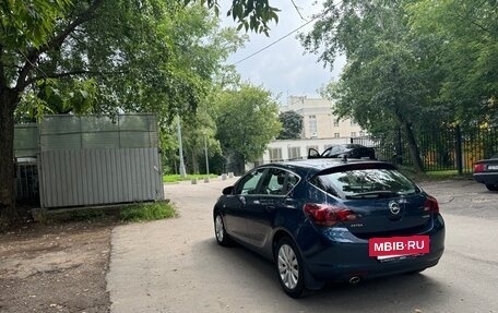 Opel Astra J, 2012 год, 770 000 рублей, 3 фотография