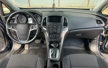 Opel Astra J, 2012 год, 770 000 рублей, 11 фотография