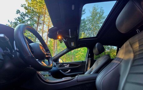 Mercedes-Benz E-Класс, 2020 год, 4 980 000 рублей, 13 фотография