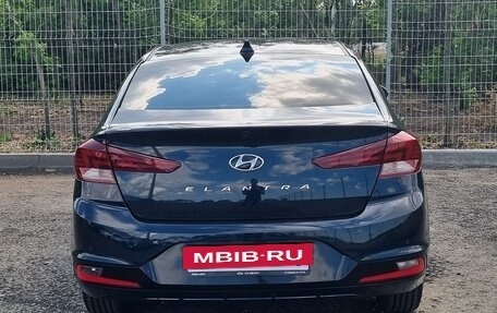 Hyundai Elantra VI рестайлинг, 2019 год, 1 609 000 рублей, 6 фотография