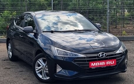 Hyundai Elantra VI рестайлинг, 2019 год, 1 609 000 рублей, 3 фотография