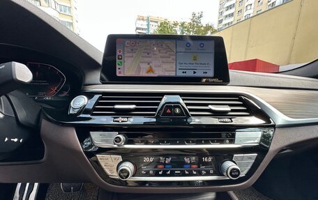 BMW 5 серия, 2019 год, 4 300 000 рублей, 13 фотография